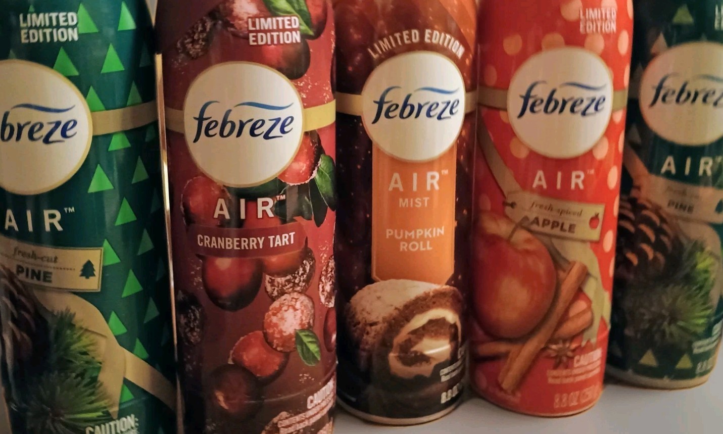 5 Febreze Sprays Fresh-Cut Pine, Apple, Pumpkin Roll, Cranberry Tart Holiday Mix gallery