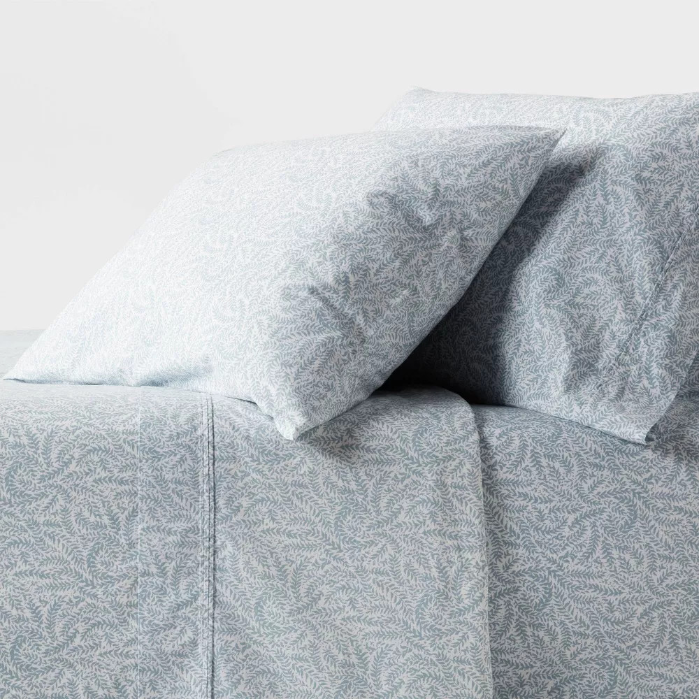 King 250 Thread Count Organic Percale Sheet Set Blue Floral - Threshold: