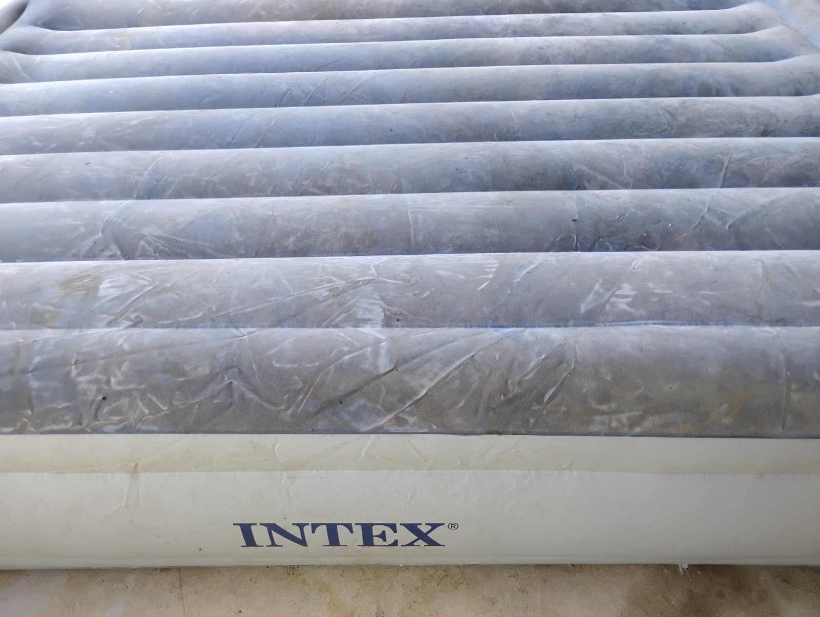 Intex Stretch Queen Raised Inflatable Air Bed Built-In Pump, Gray Firm gallery