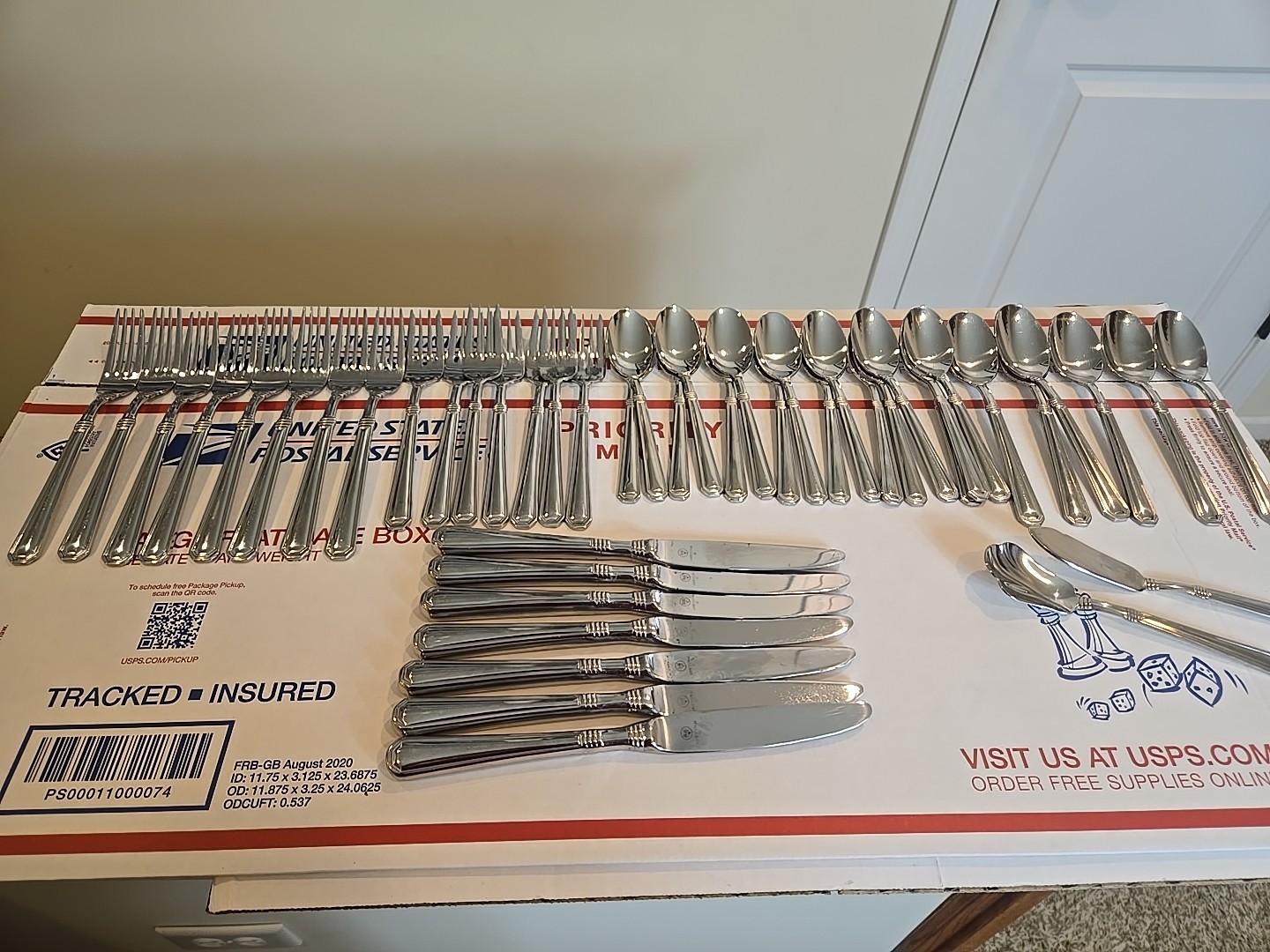 46 Pcs Pfaltzgraff Providence 18/8 Stainless Steel Flatware Set gallery