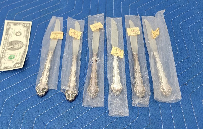 Misc 22 Pieces COMMUNITY ONEIDA Silverplate Flatware MODERN BAROQUE-Some Sealed gallery