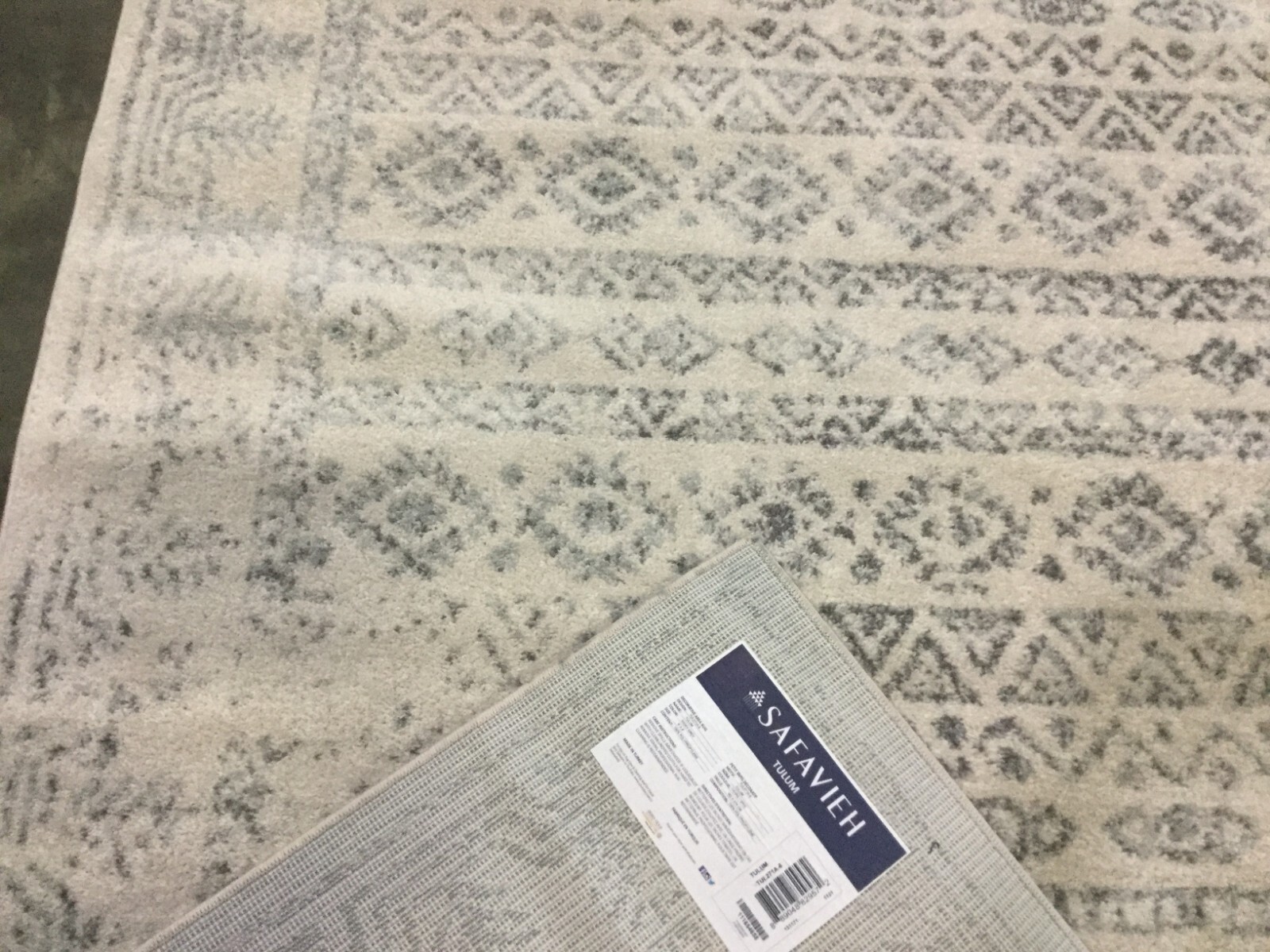 IVORY / GREY 6' X 9' Back Stain Rug, Reduced Price 1172658772 TUL271A-6 gallery