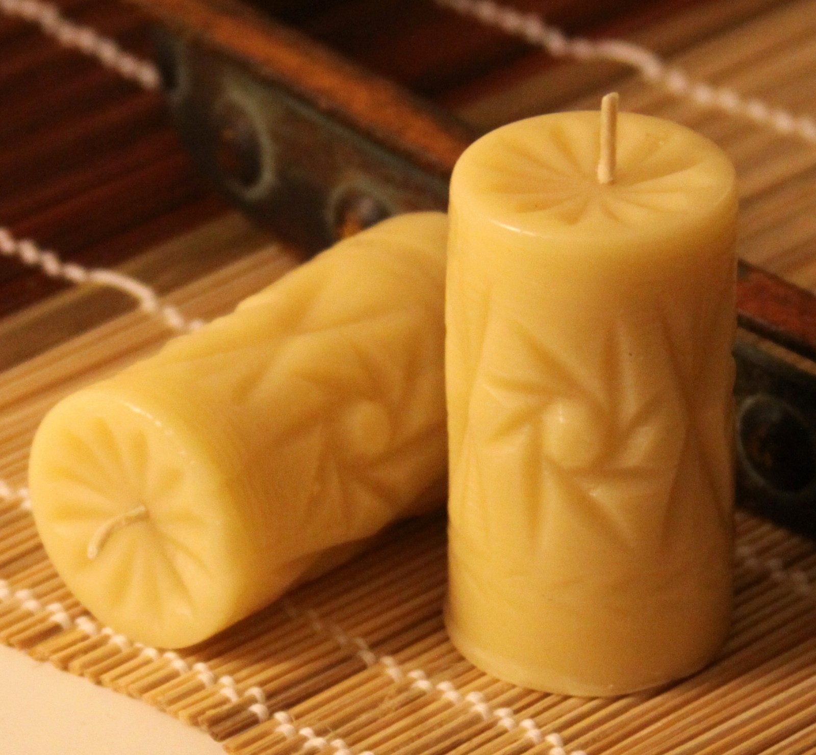 (2) Handmade 100% Pure Beeswax Candle Crystal Shape 100% Cotton Wick gallery