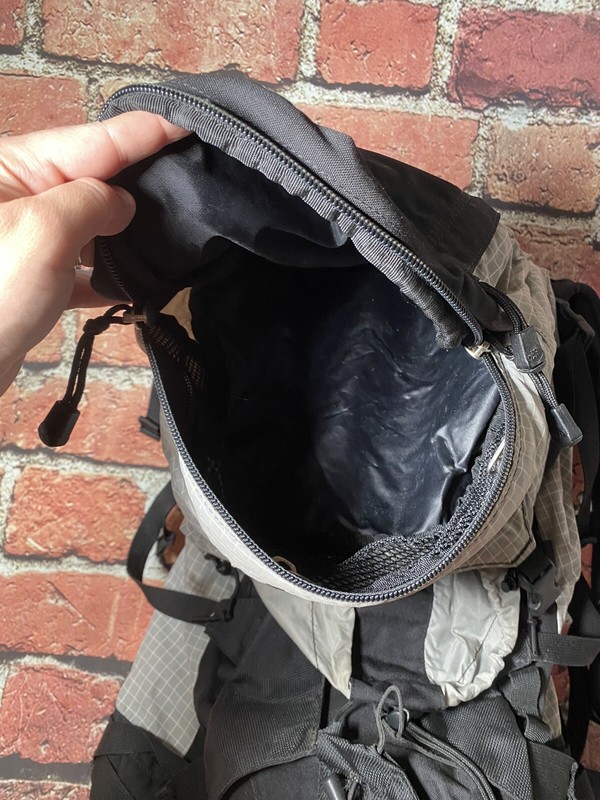 THE NORTH FACE MSA2 Hiking Gompa Medium Backpack Grey Black 4