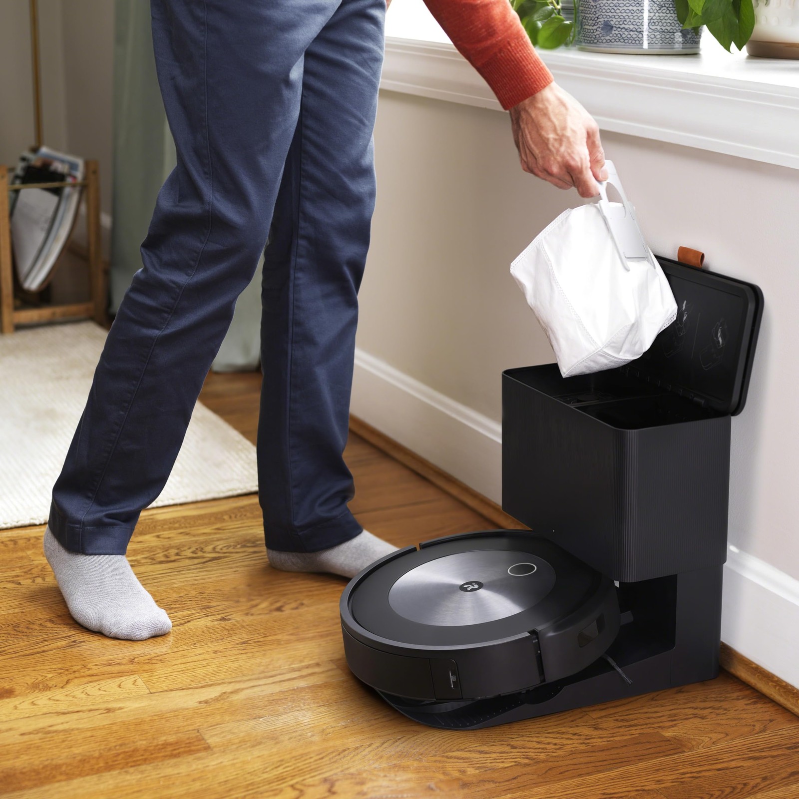 iRobot Authentic Replacement Parts - Clean Base Automatic Dirt Disposal gallery
