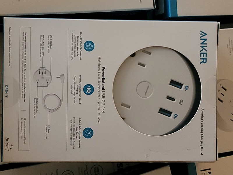 Anker PowerStrip Pad 2 Outlets Power Strip 3 USB (2 USB-A, 1 USB-C) 42W 5ft Cord gallery