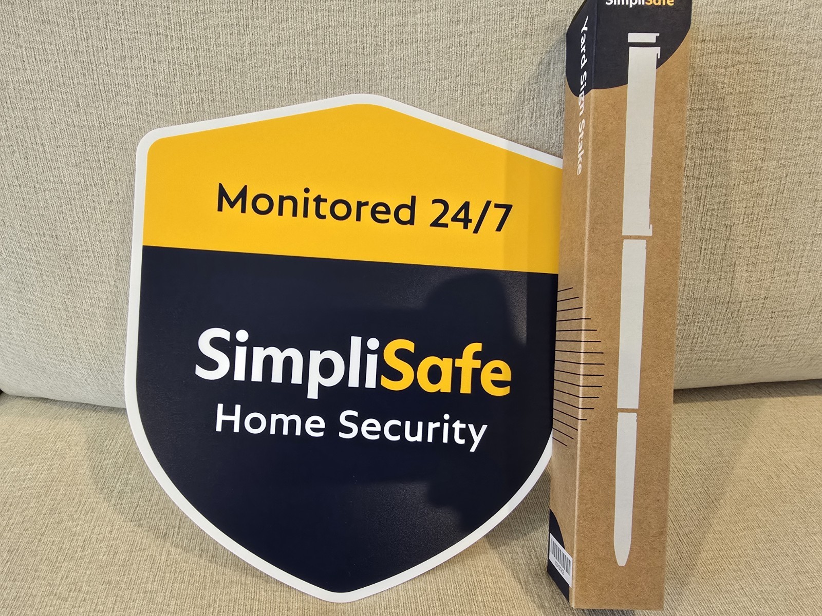 Brand New OEM SimpliSafe Yellow Yard Sign and Stake L5 Fast Free Shipping gallery