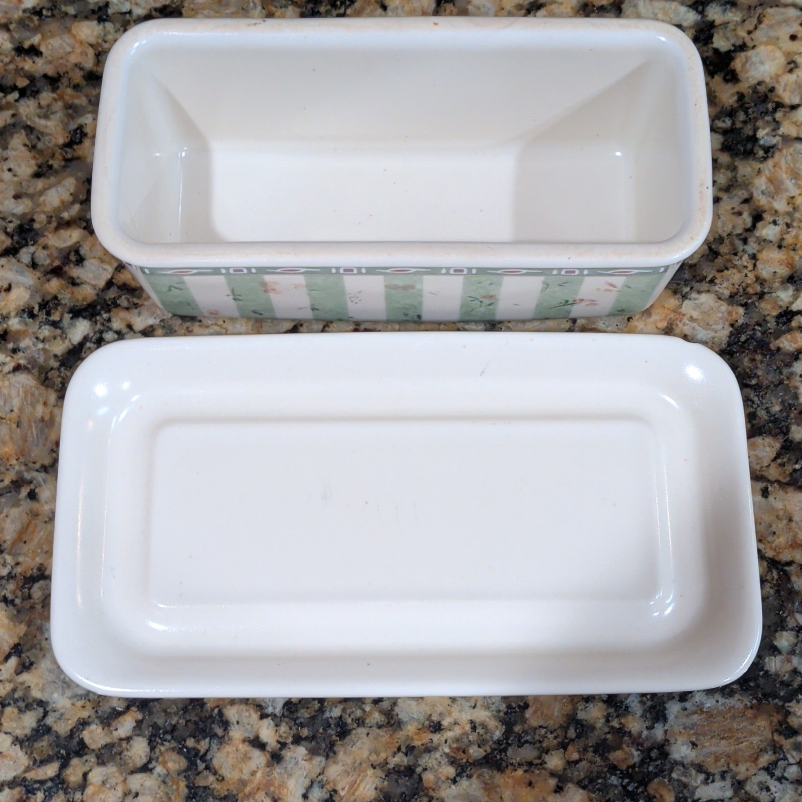 Pfaltzgraff Stoneware Covered Butter Dish Lid & Tray 8" Small Chip In Bottom. gallery