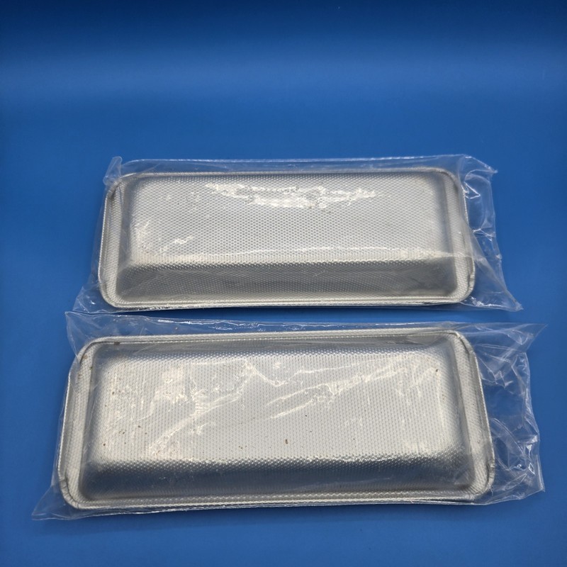 VTG Magic Touch 18 Cube Ice Tray Textured Aluminum Pull Handle LOT OF 2 NOS gallery