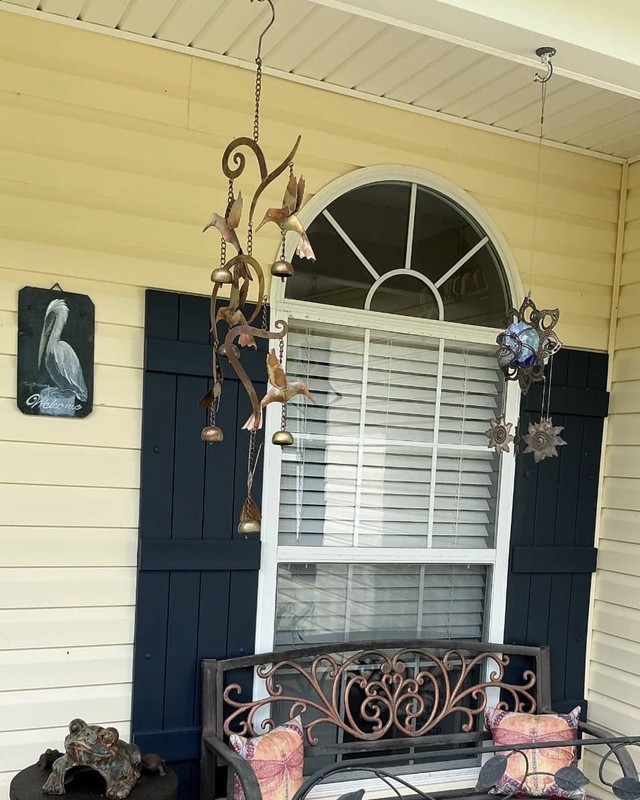 Scrollwork Hummingbird Wind Chime gallery