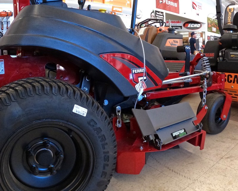 Speedtrap® Chute Blocker Ferris® ISX™800 52", 61", & 60" ICD+ Mowers! gallery