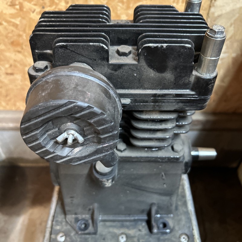 MI-T-M AIR COMPRESSOR SINGLE STAGE PUMP 3-0303 gallery