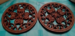 Trivets Set 2 Solid 7″ Round Cloverleaf Black Heavy Steel 1 1/4″ Pounds Each