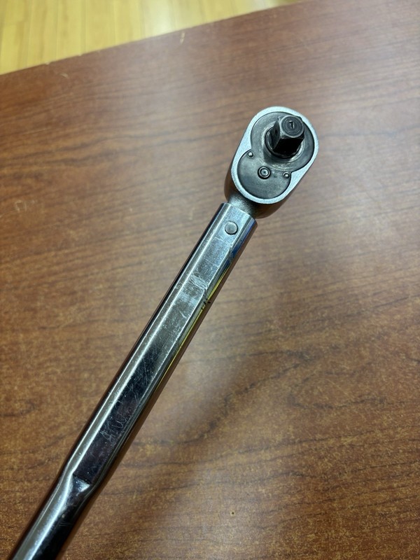 SNAP-ON TOOLS 1/2 DRIVE QUICK-TYPE TORQUE WRENCH 30-200 FT LB QJR-3200A gallery