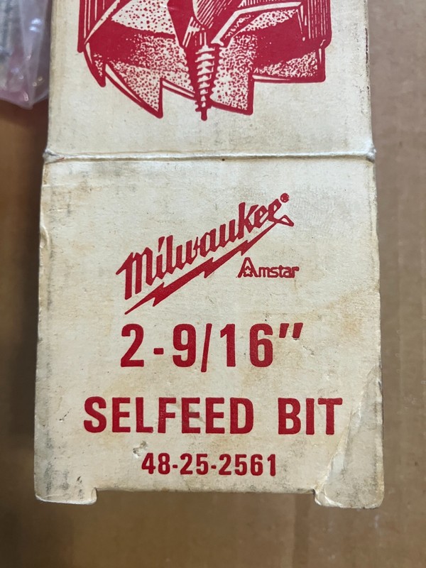 Milwaukee 2-9/16 Self Feeding Bit (New) gallery