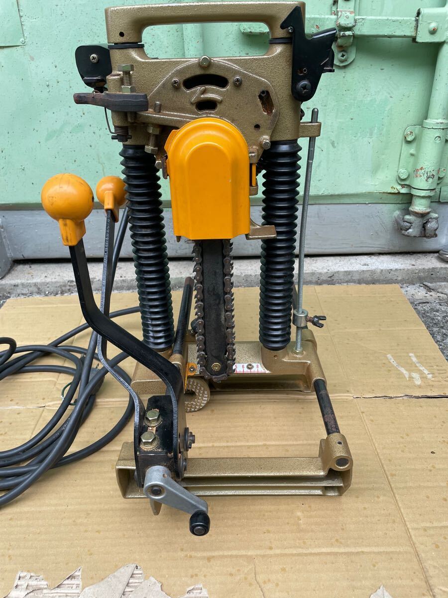Makita 7104 Chain Mortiser Chain chisel power tool 100V 50/60Hz 1140W Used gallery