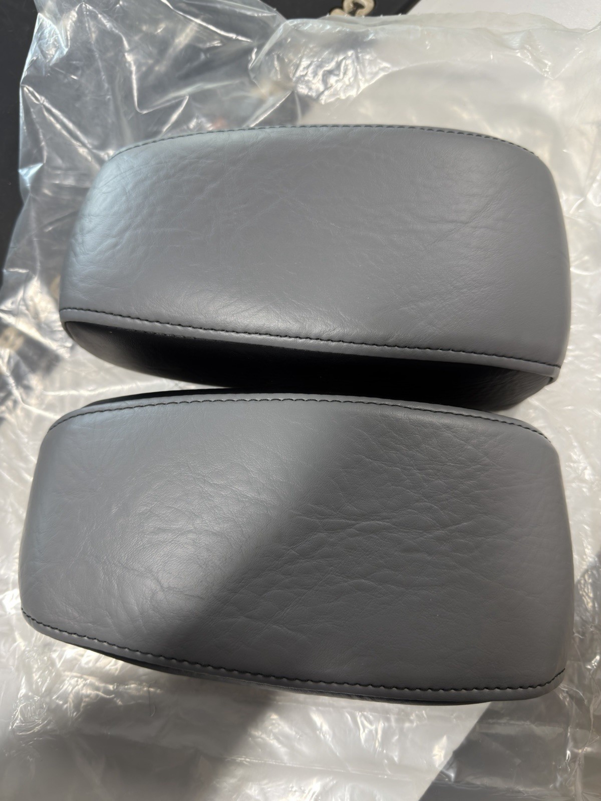 116-8905 Exmark OEM Kit- Arm Rest Pads gallery