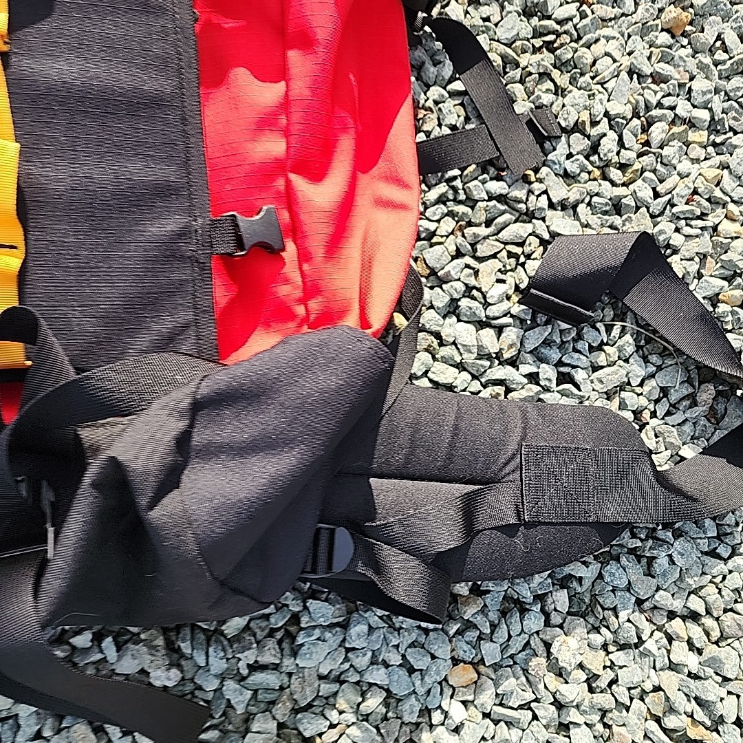 Alps Mountaineering Hiking Backpack Internal Frame Black And Red 3