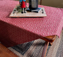 NEW PRIMITIVE TABLE SQUARE RED TAN WOVEN 34″x34″ WICKFORD TABLECLOTH Farmhouse