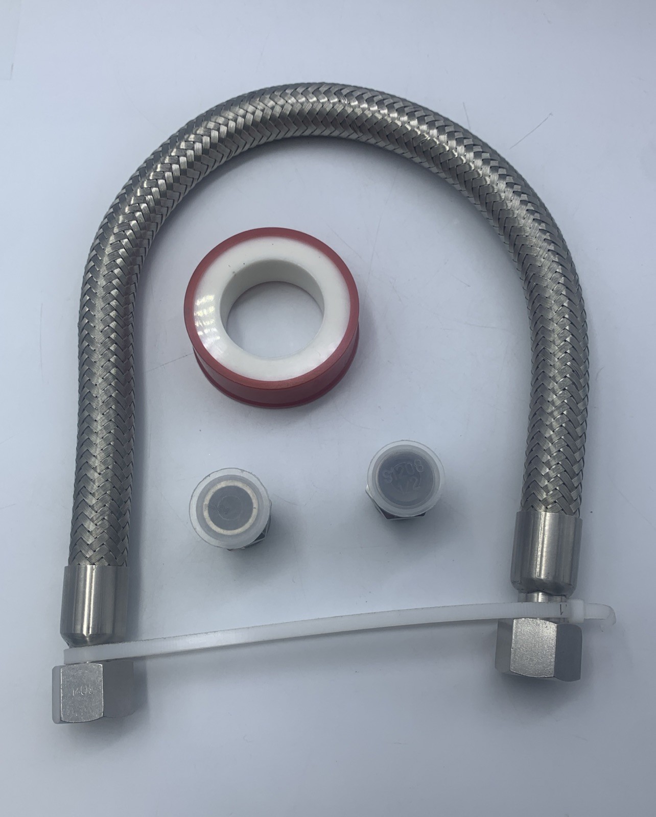 Industrial Grade Compressor Jumper Hose, 1/2" NPT Male X 20" Length Hose 750°F gallery
