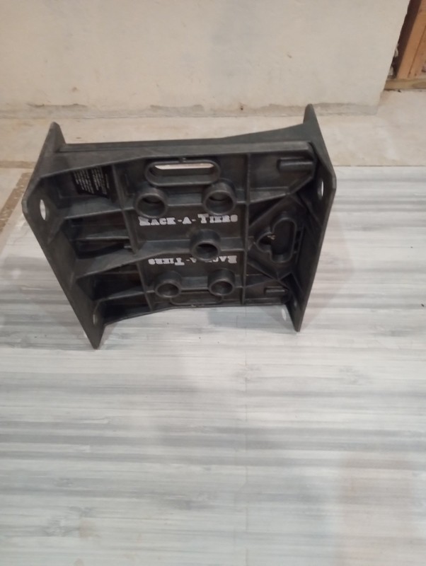 Rack-A-Tiers Wire Dispenser gallery