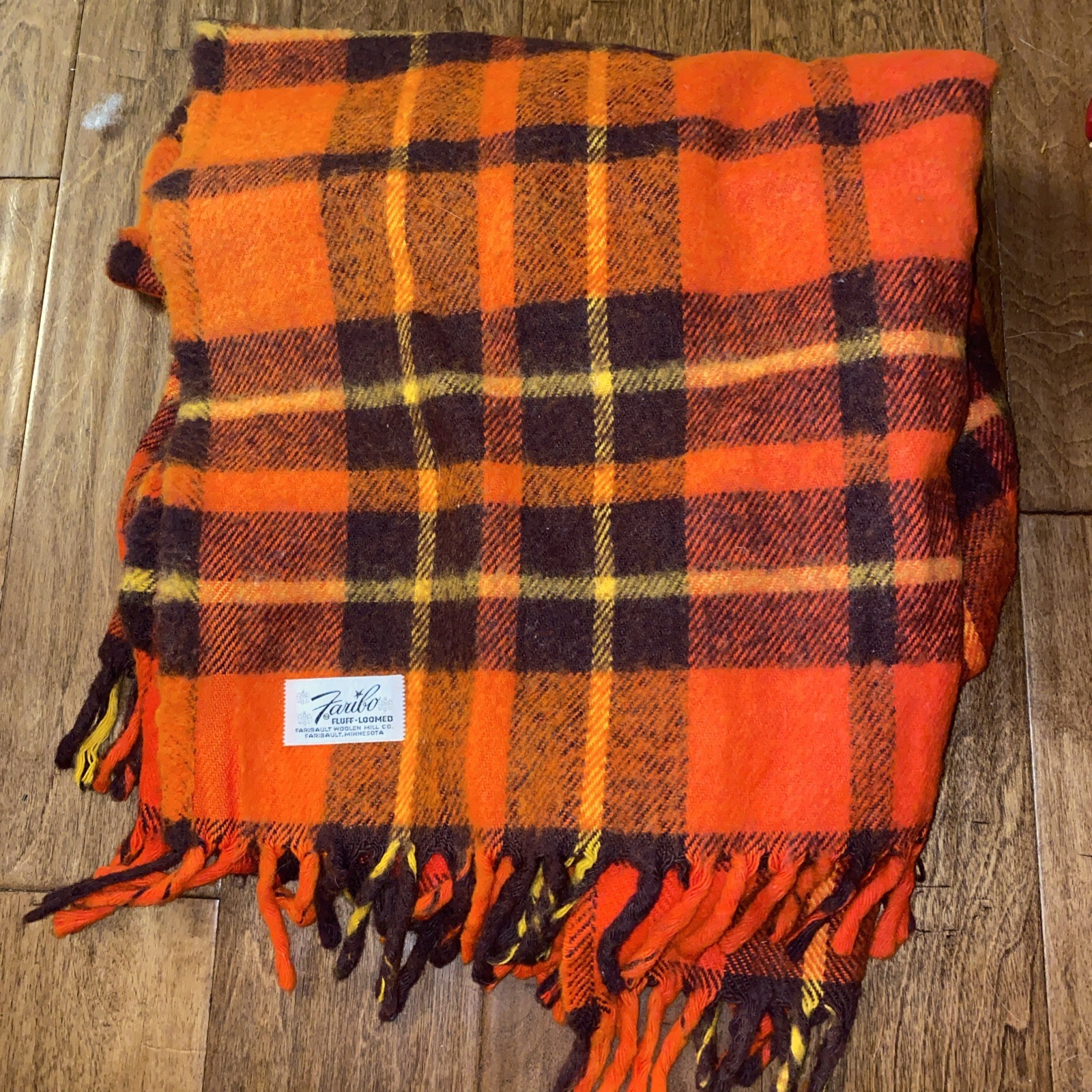 Vintage Faribo Fluff-Loomed Stadium Blanket 52x53 Inches gallery