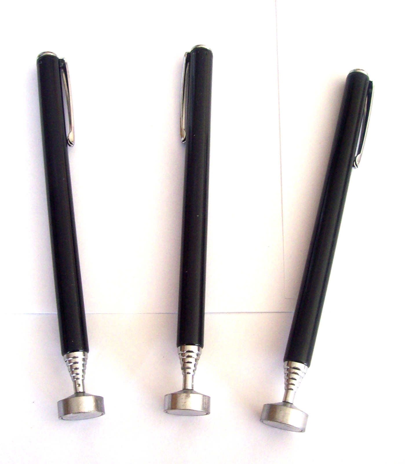 3 CALHAWK 8LB TELESCOPING PICK-UP MAGNETS 28" LONG POCKET CLIP CZTM8 gallery