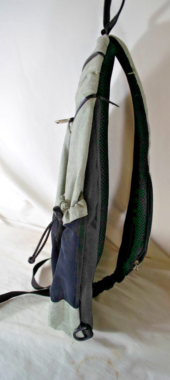 INOXTO Sling Bag, Multipurpose Crossbody Shoulder Backpack Gray 2