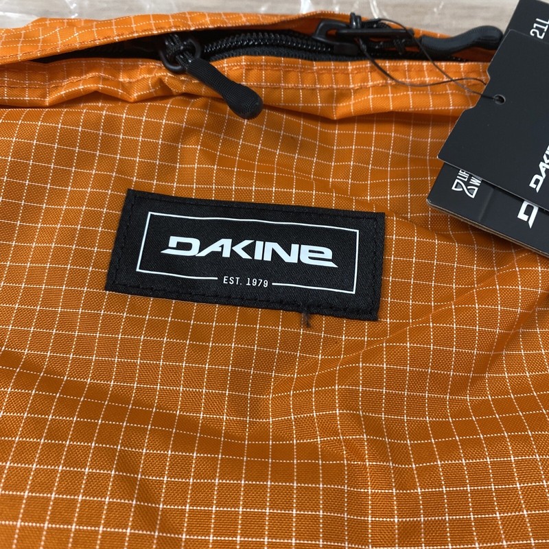 Dakine Orange 365 pack 21L NWT 3