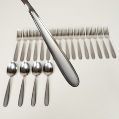 21 PC Oneida Mooncrest Silverware Flatware Stainless Set Spoon Fork