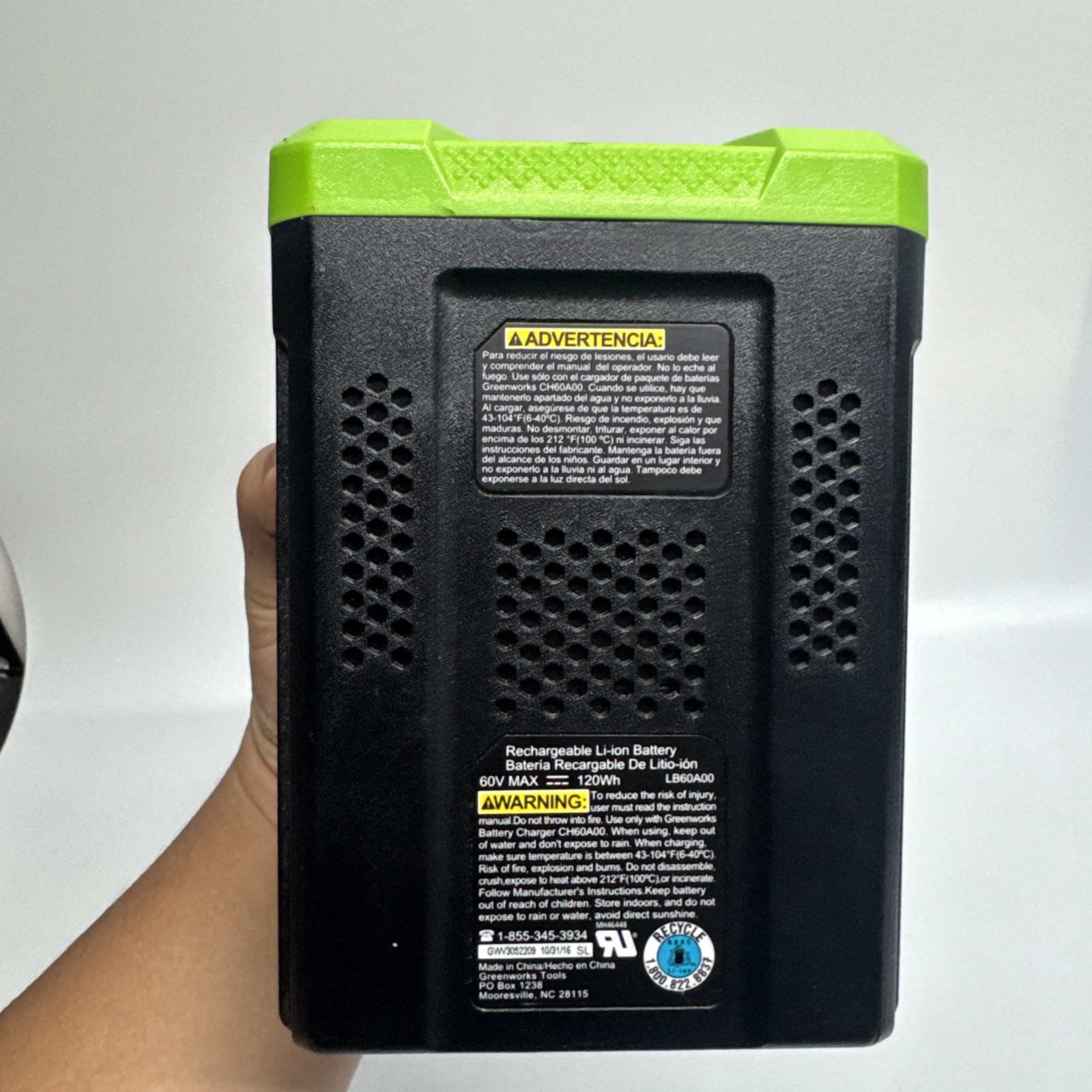 GreenWorks Pro 60-Volt Max 2.0 Amp Hours Rechargeable Lithium Ion- A2B3-9 gallery