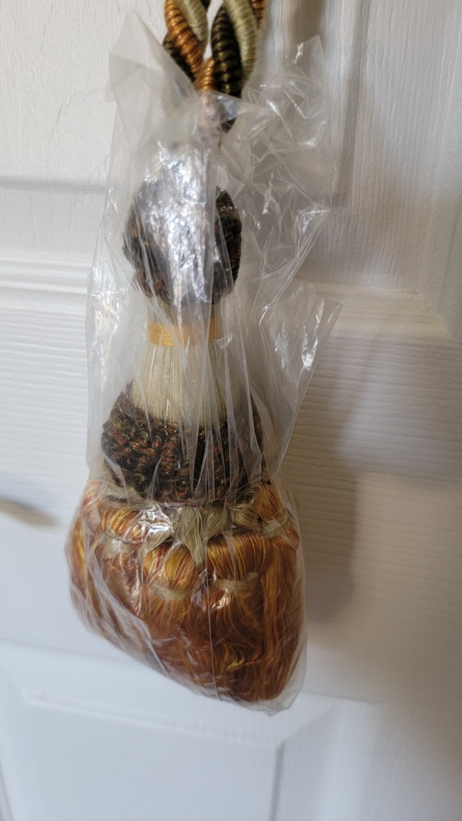 Tassel Tiebacks Brown/Beige Color Set of 2 Made in France gallery