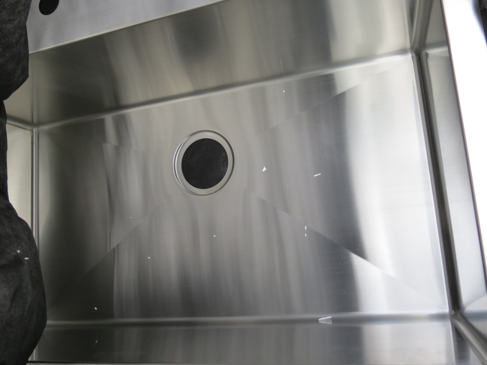 Professional Tight Radius 32 in. Drop-In Single Bowl 16 Gauge Stainless Steel Ki gallery
