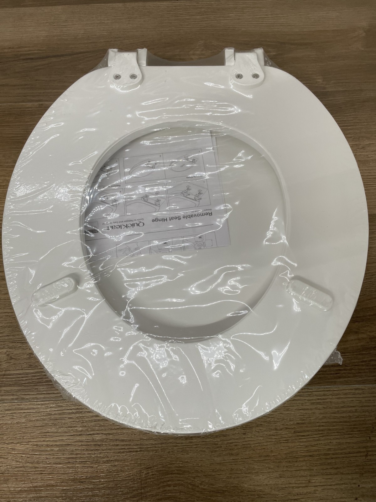 Jones Stephens C3B5R200 Round Closed-Front Toilet Seat and Lid gallery