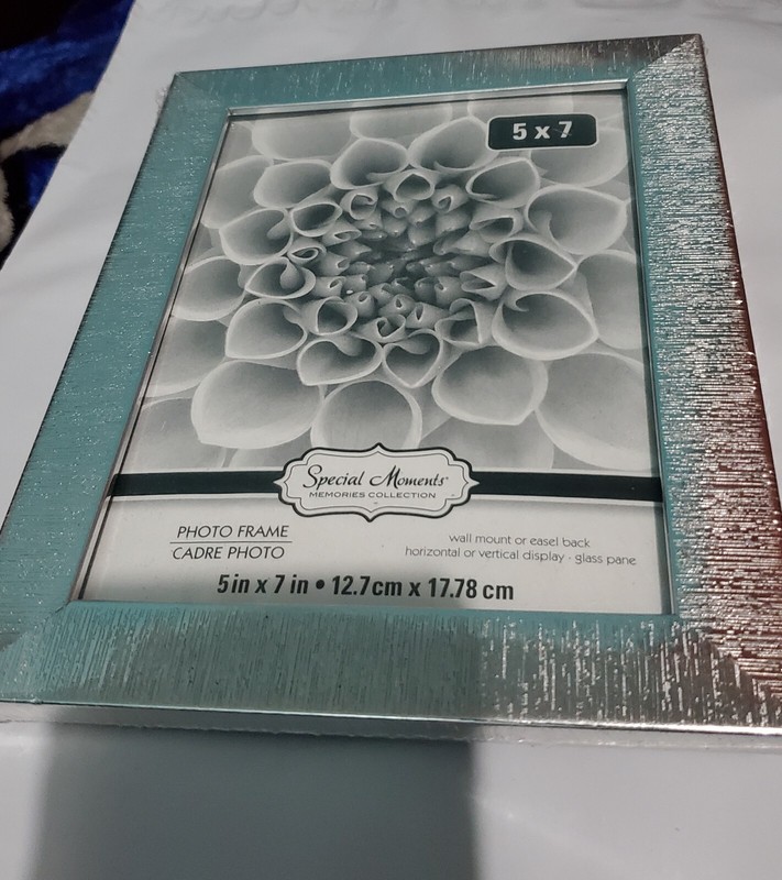 5x7 Back Loading Picture Frames, Silver, Set of 10 T55 gallery