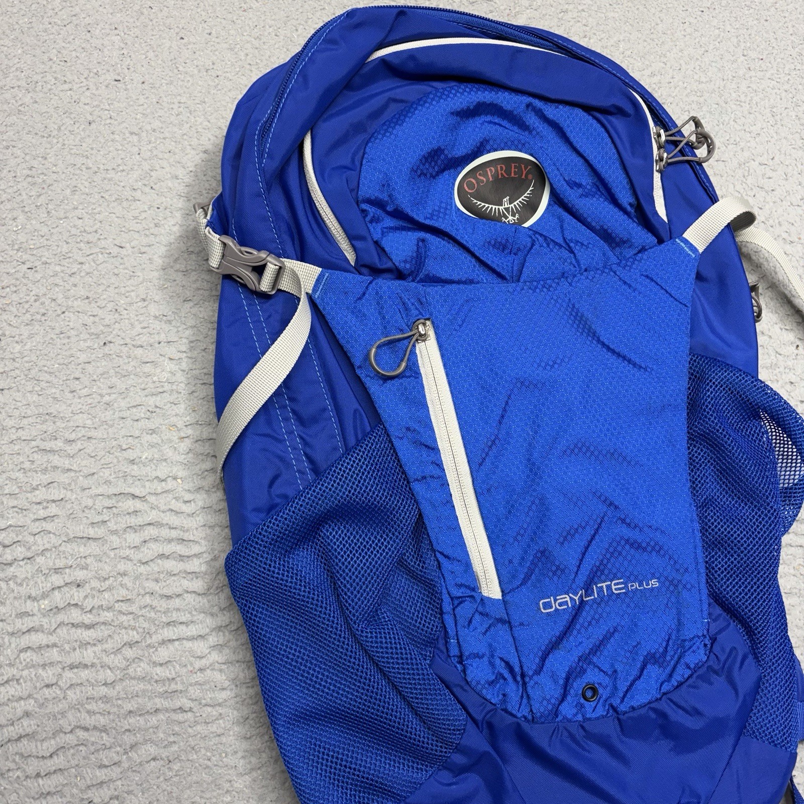 Osprey Daylite Plus Backpack Blue Grey 20L Hiking Lightweight Daypack Bag 4