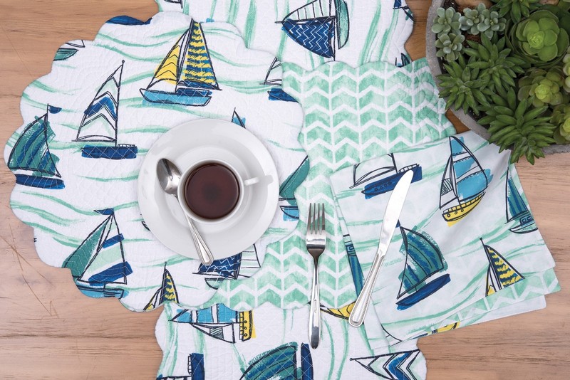 Dockside Single Placemat Quilted Round Nautical Coastal Sea Life Ocean, 17" gallery