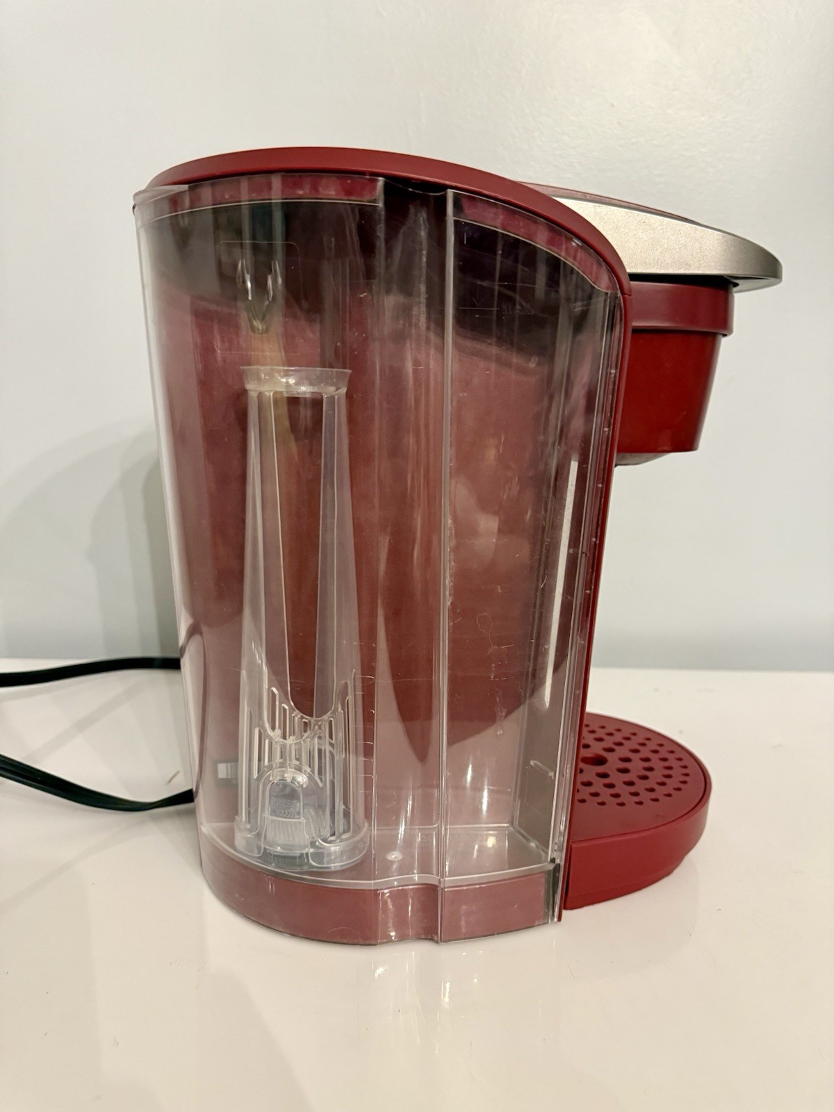 Keurig K-Classic Red Pod Coffee Machine K-Cup Auto Shut-off Removable Water Tank gallery