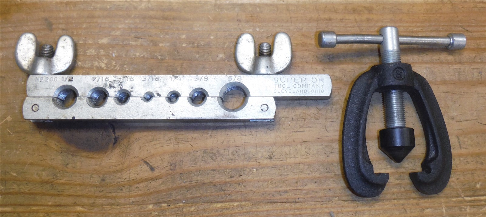 Superior Tool Co. # 200 Pipe Flaring Tool 1/4"-5/8" Good Used Cond. t5 gallery