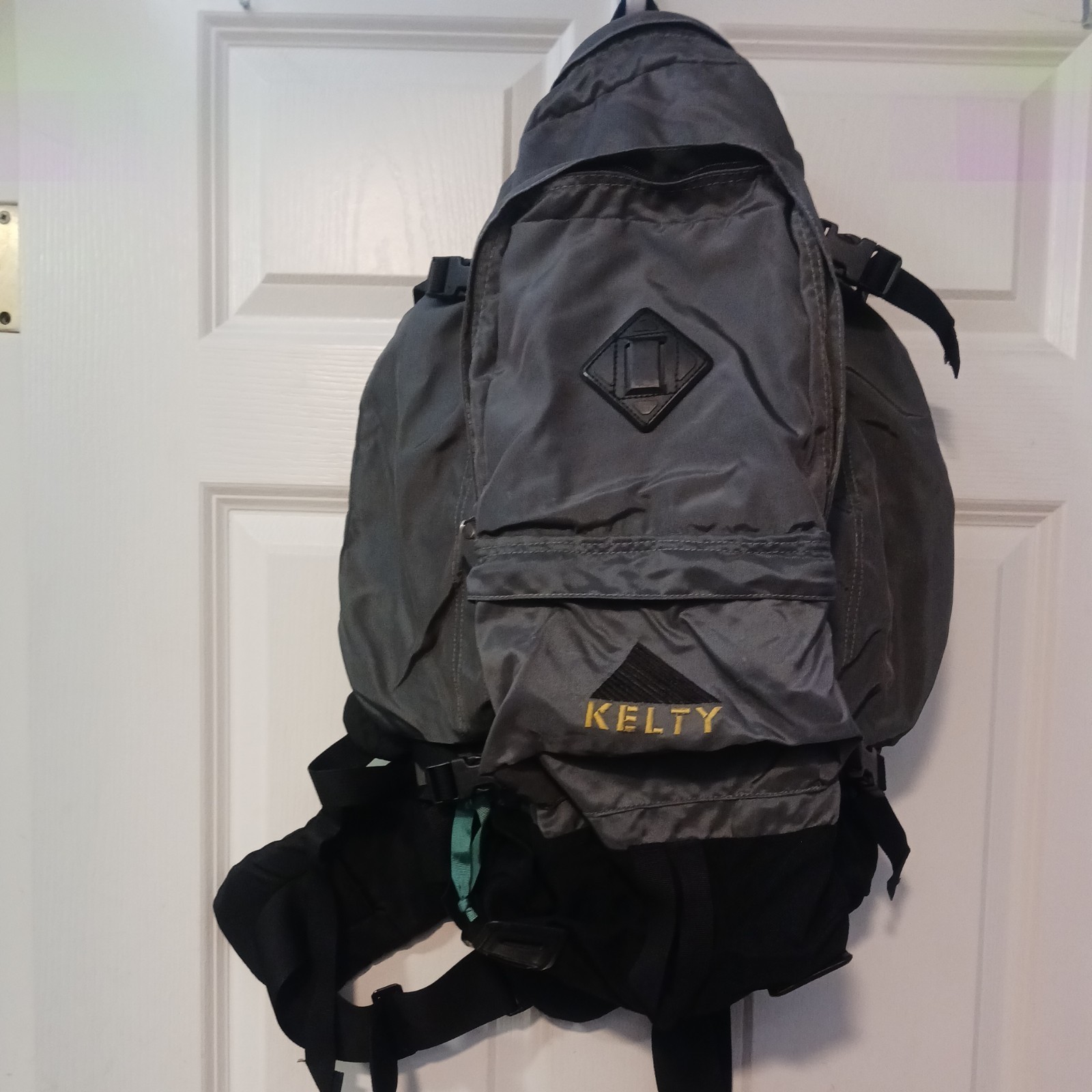 Kelty Grey Redwing Vintage Internal Frame Backpack / Ski Touring /Climbing pack