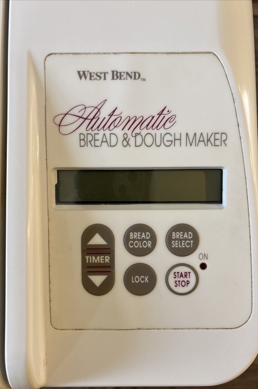 West Bend Automatic Bread & Dough Maker 41040X 8/26/94 Made In USA gallery
