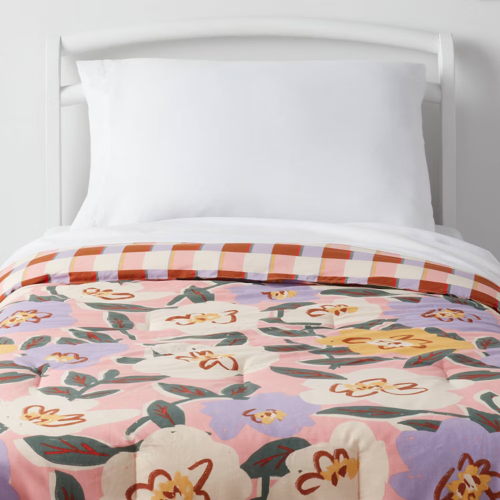 Toddler Flower/Plaid Reversible Kids' Comforter - Pillowfort gallery