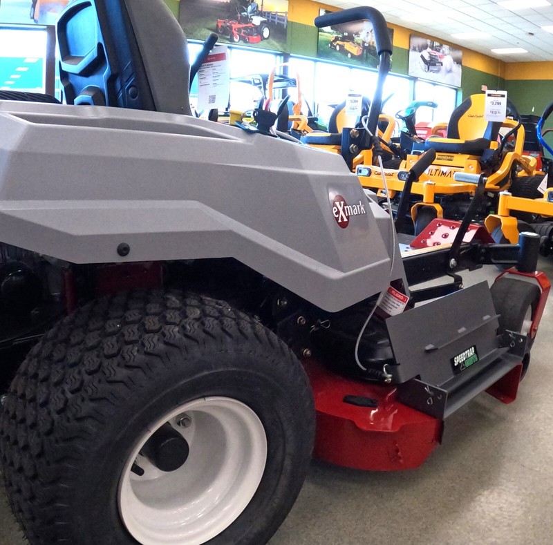 Speedtrap® Chute Blocker Exmark® Quest® E/S Series (50" & 54")90 Second Install gallery