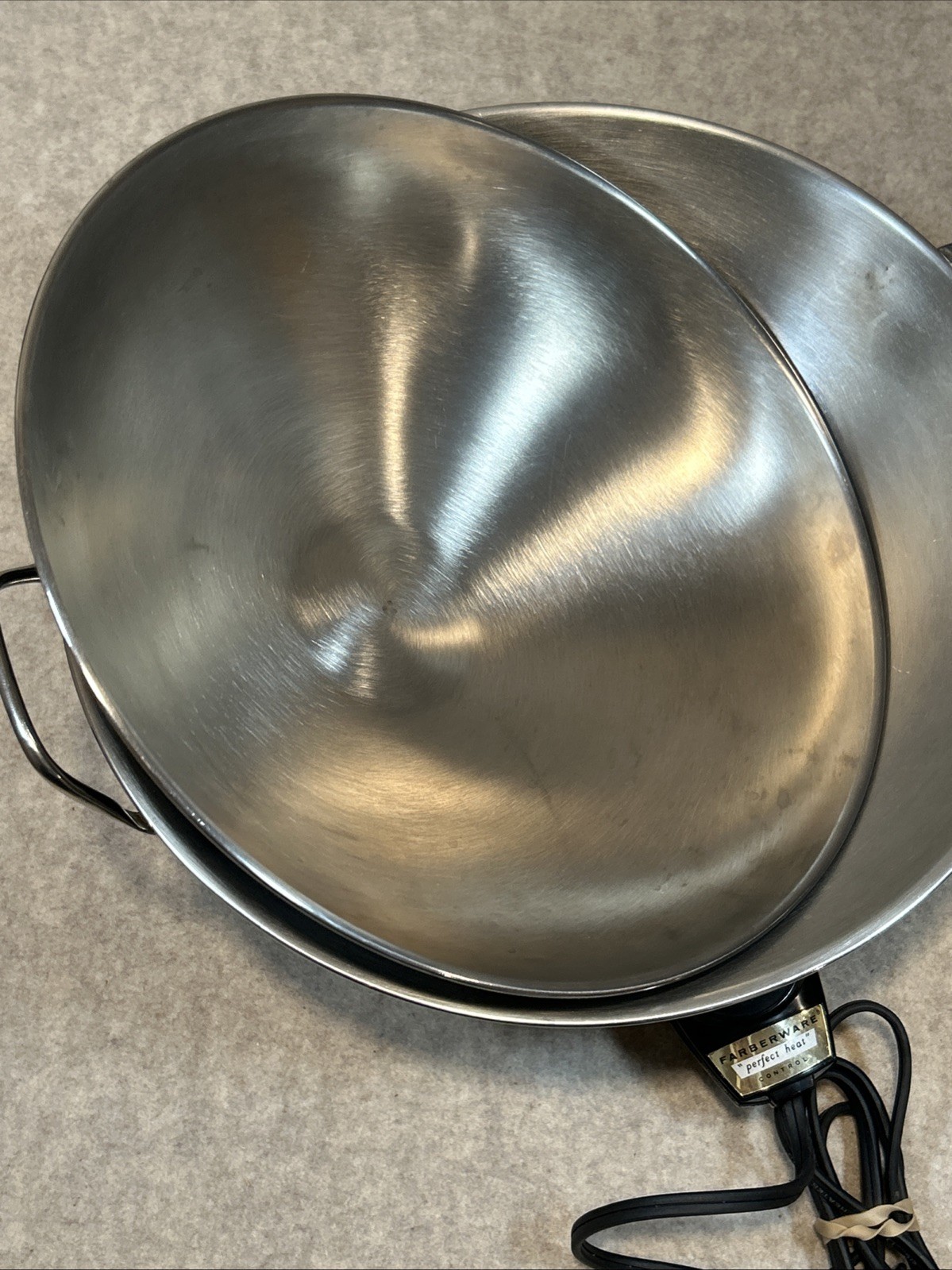 Farberware 14" Stainless Steel Electric Wok Model 303 Perfect Heat Control Cord gallery