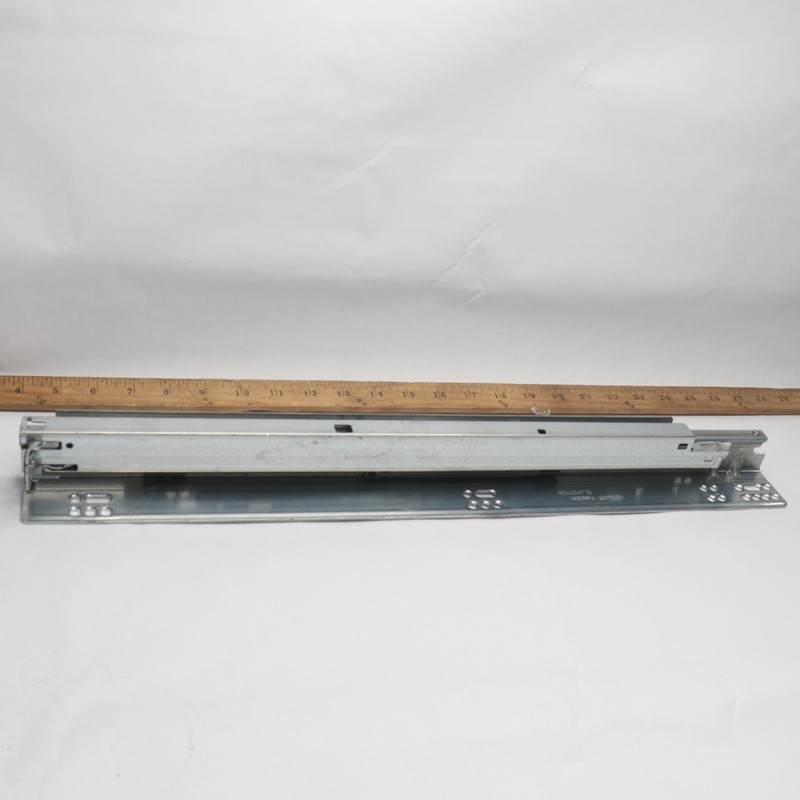Blum Tandem Plus Blumotion Drawer Runner Silver 21" 663H533-01B - NO HARDWARE gallery