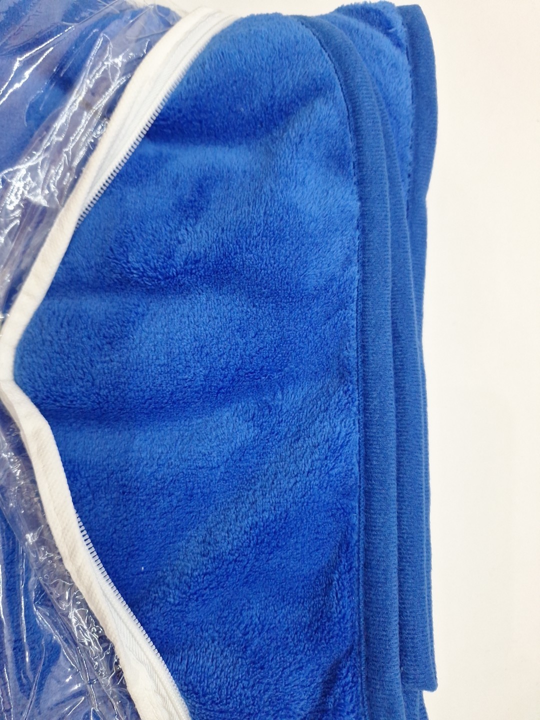 Micro Soft Supremely Soft Premium Blanket Throw 50x60 Hypoallergenic Anti-pill gallery