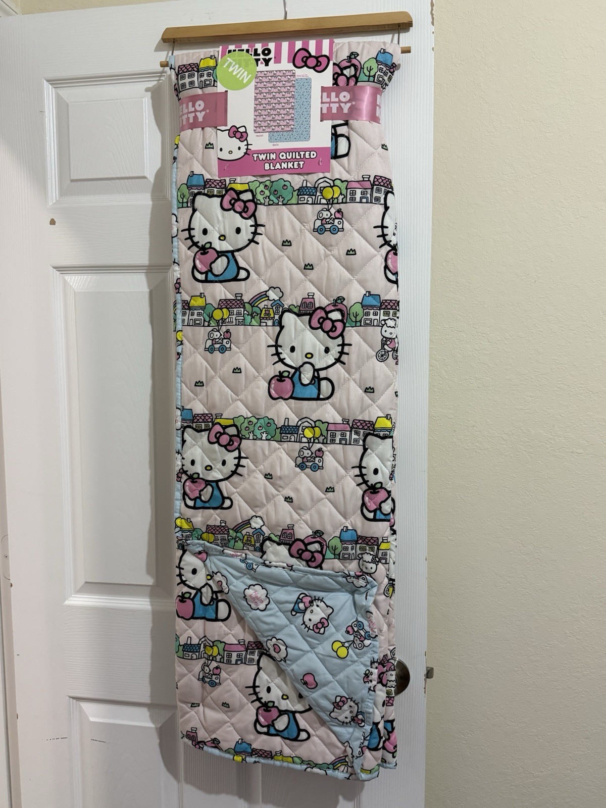 Hello Kitty & Friends Reversible Quilted Blanket Twin 60x80” Neighborhood Sanrio gallery