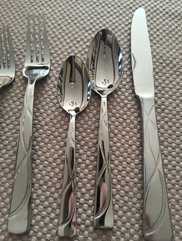 Lenox Vibe 5 Piece Serving Set Flatware 18/10 Stainless Knife Forks Spoons gallery