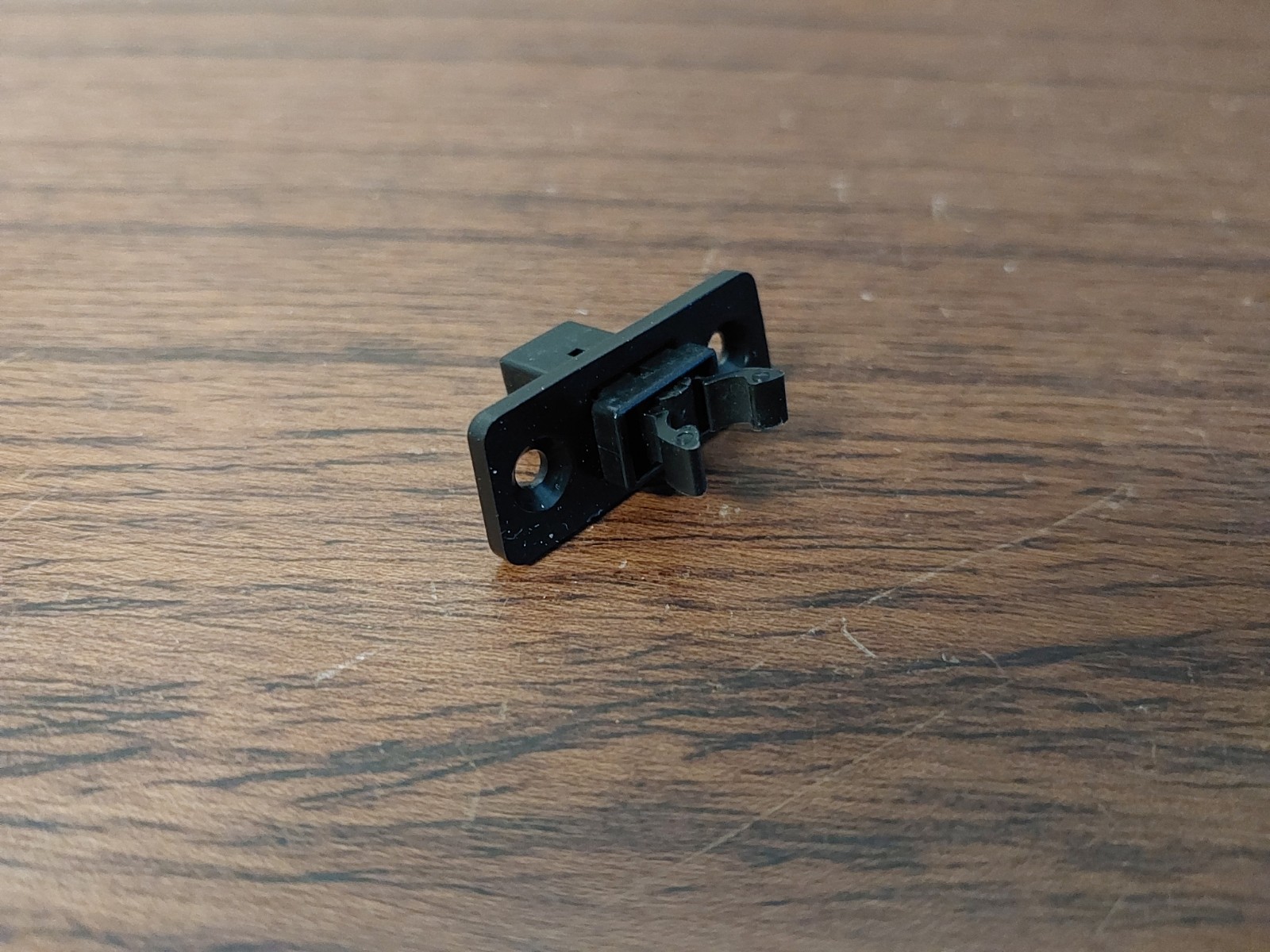 Pyle PUCRC95.5 Pure Clean Robot Vaccum - Replacement Door Flap Locking Latch gallery