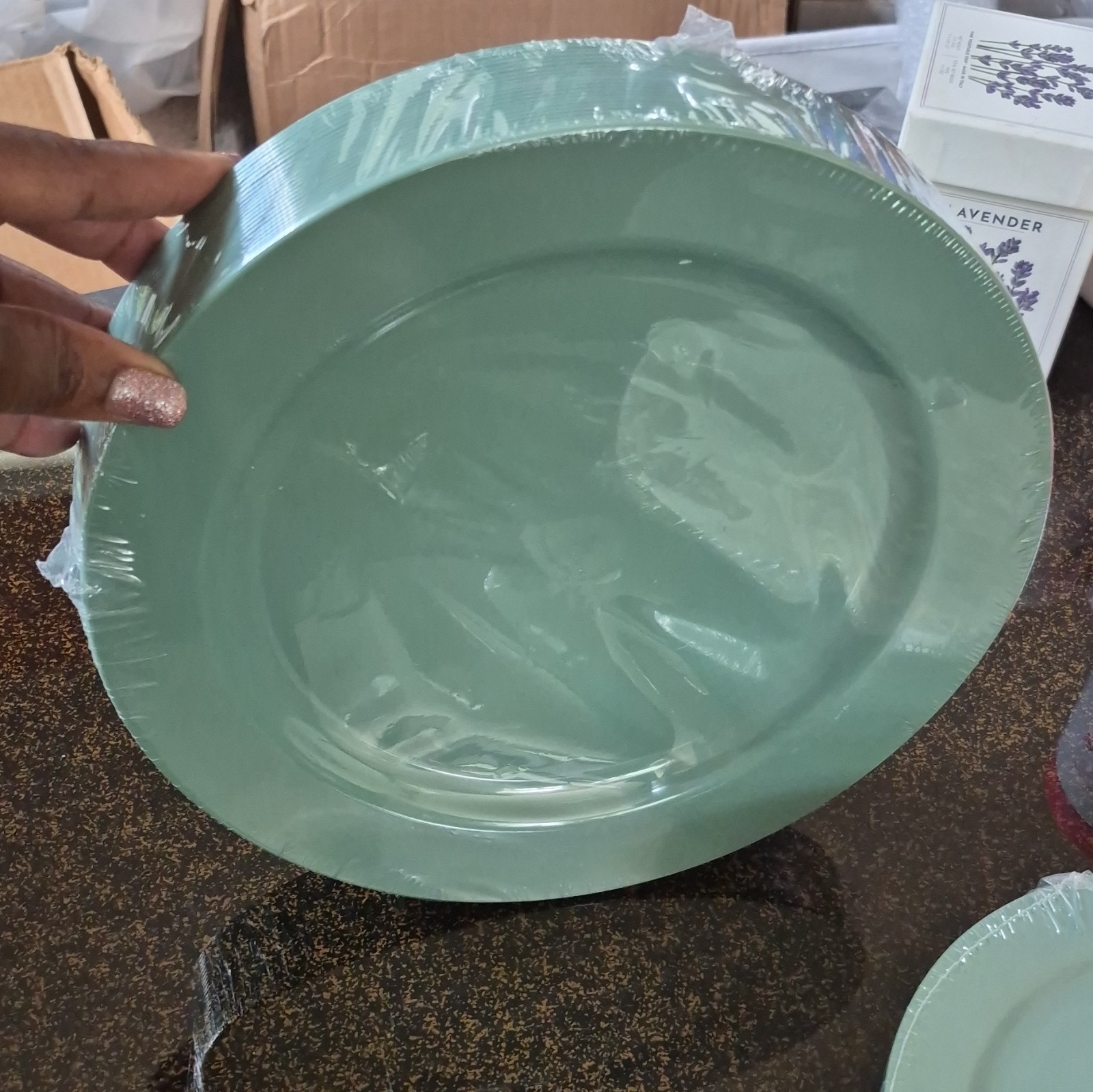Green Plastic Disposable Party Plates Set Solid Plain for Adults gallery